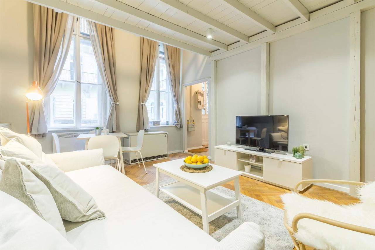 King93 Apartment In Central Budapest. Bagian luar foto