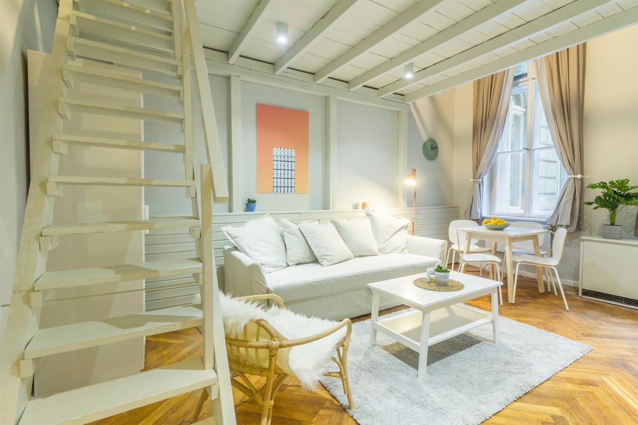 King93 Apartment In Central Budapest. Bagian luar foto